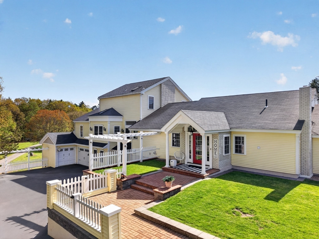 main property photo 4