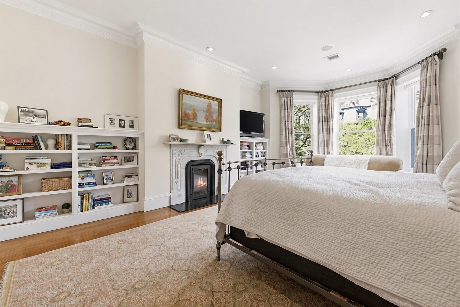 main property photo 19