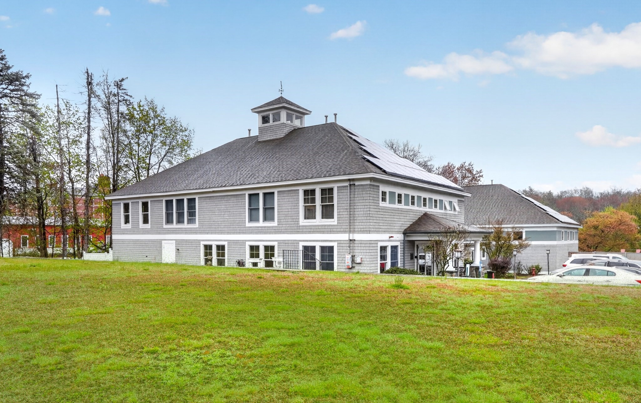 main property photo 36