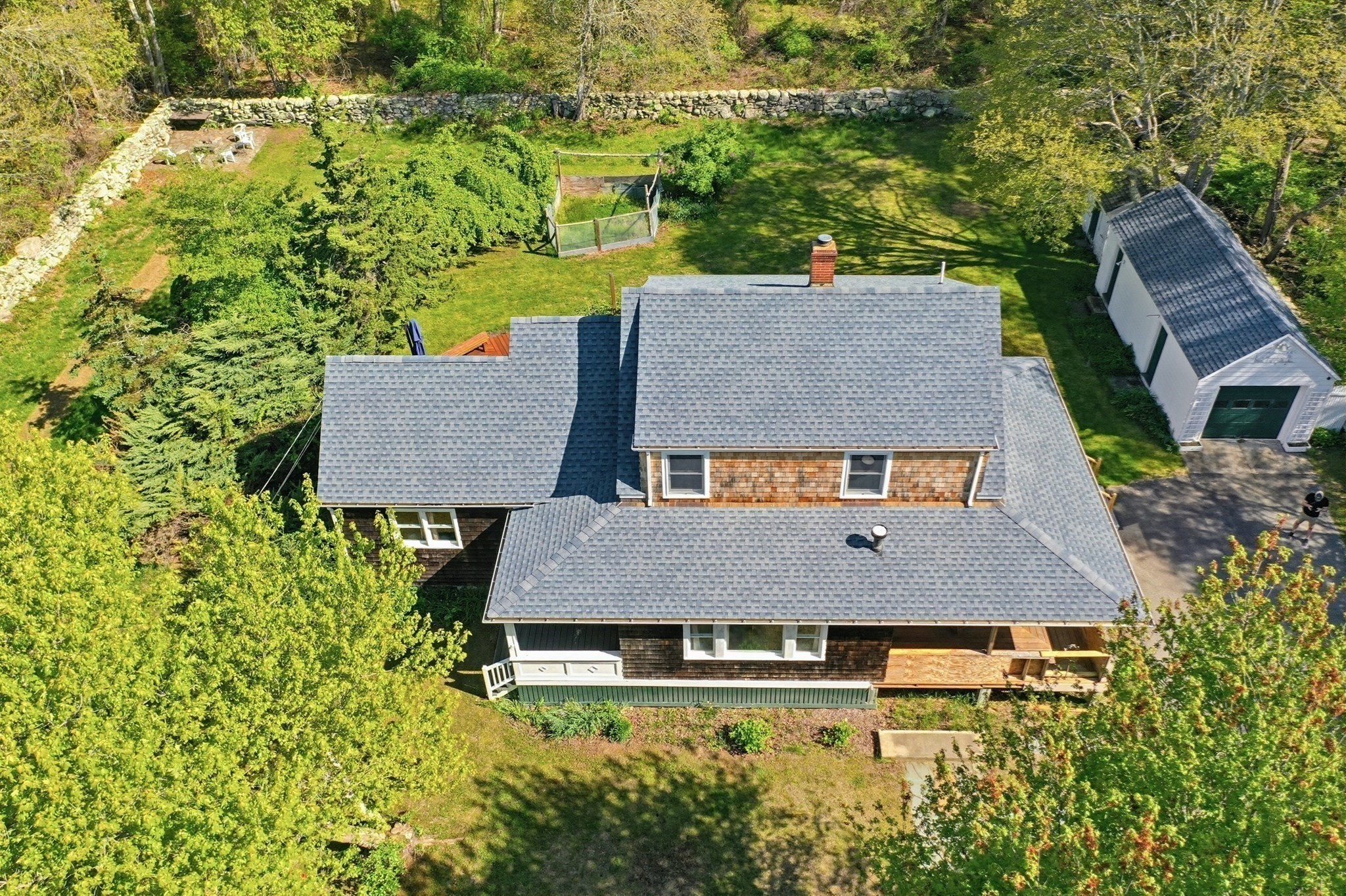main property photo 35