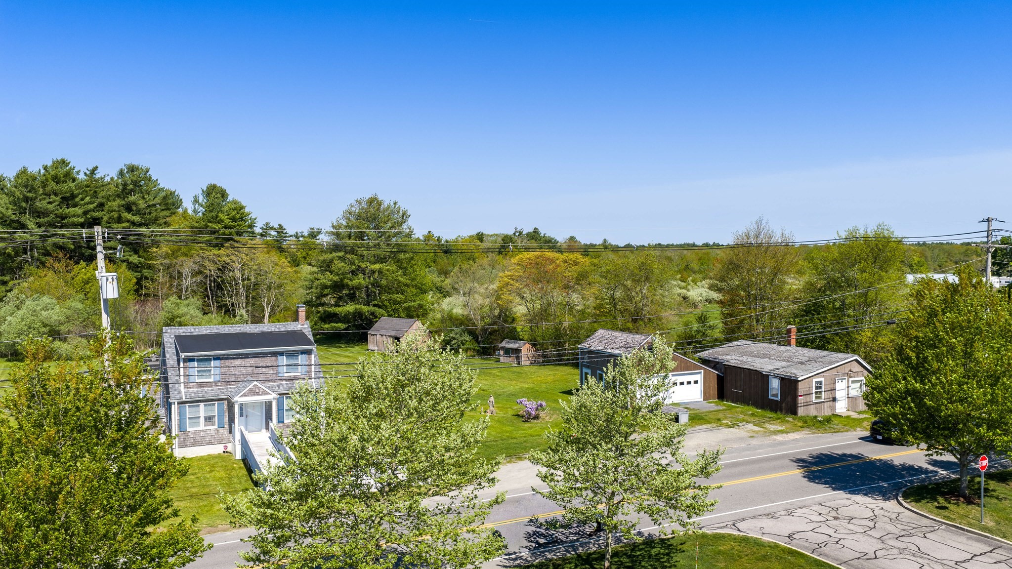 main property photo 14