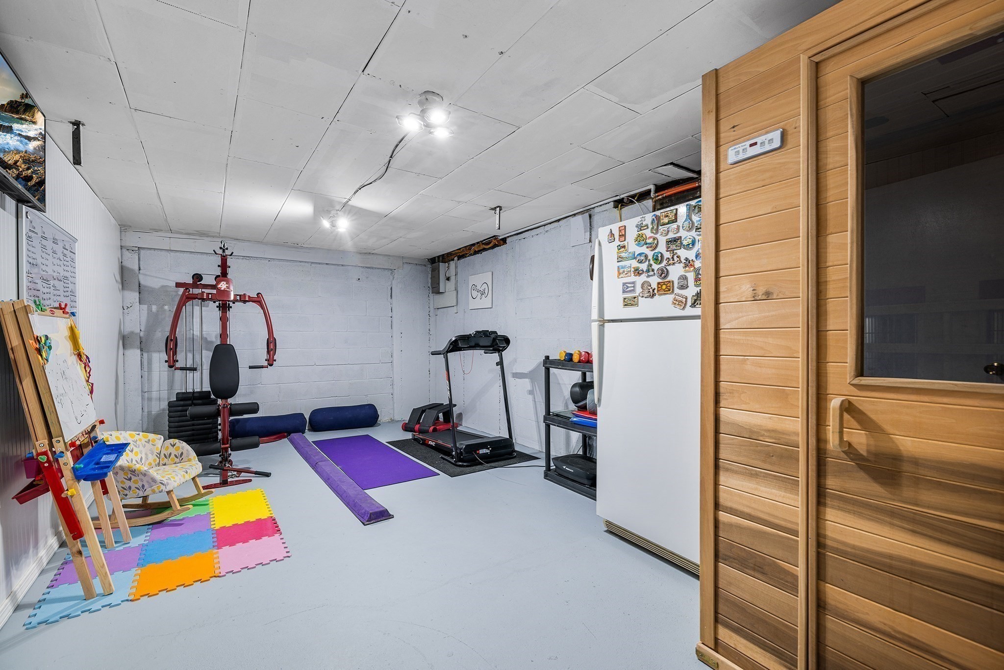 main property photo 18