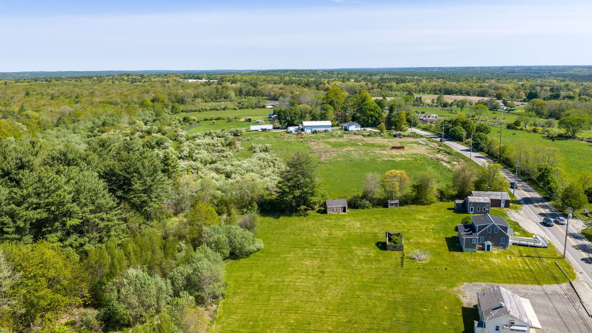 main property photo 3