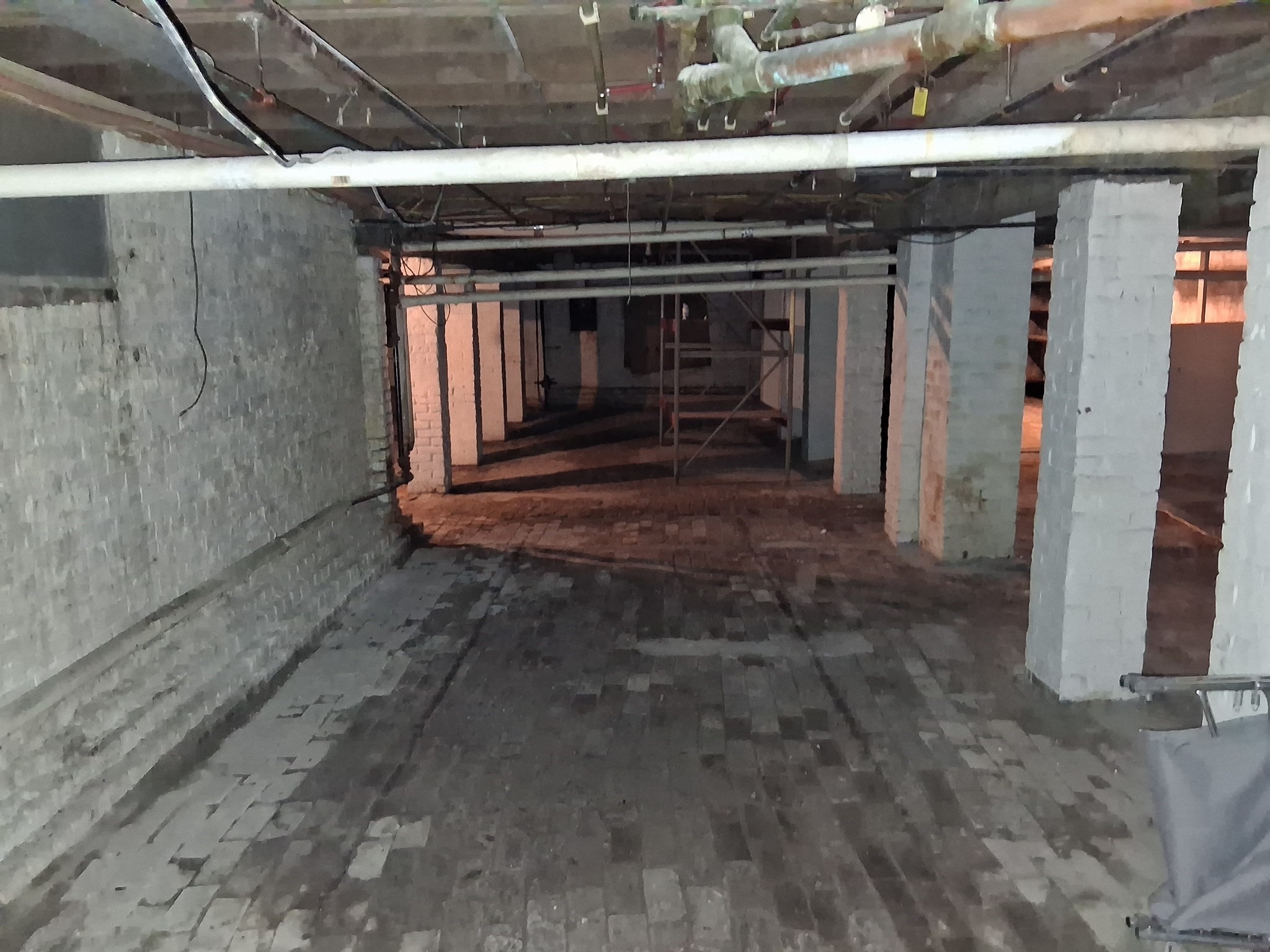 main property photo 18