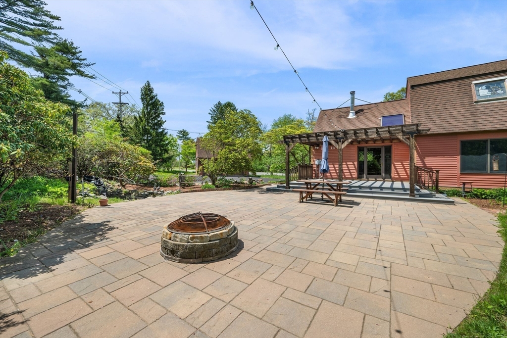 main property photo 14