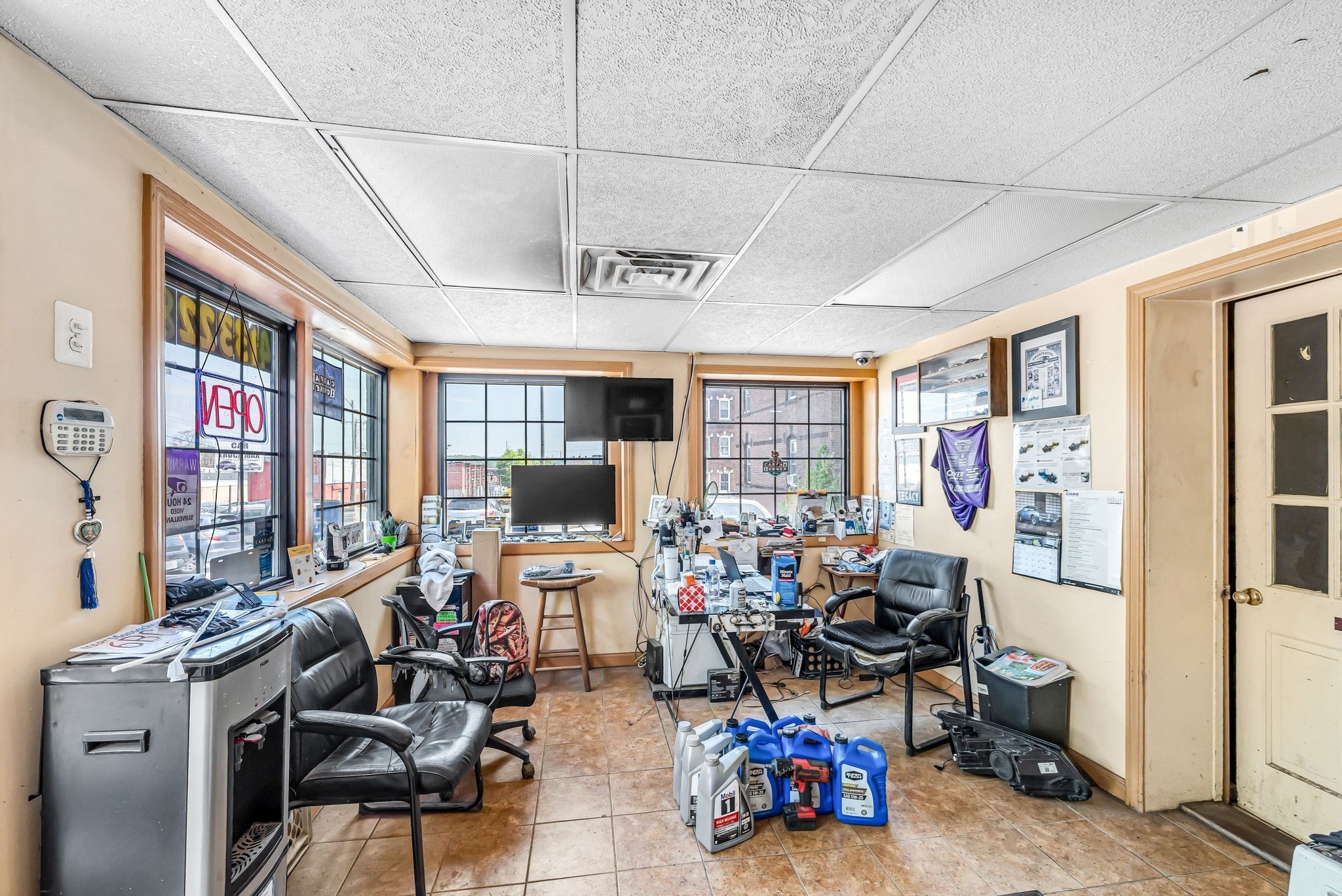 main property photo 4