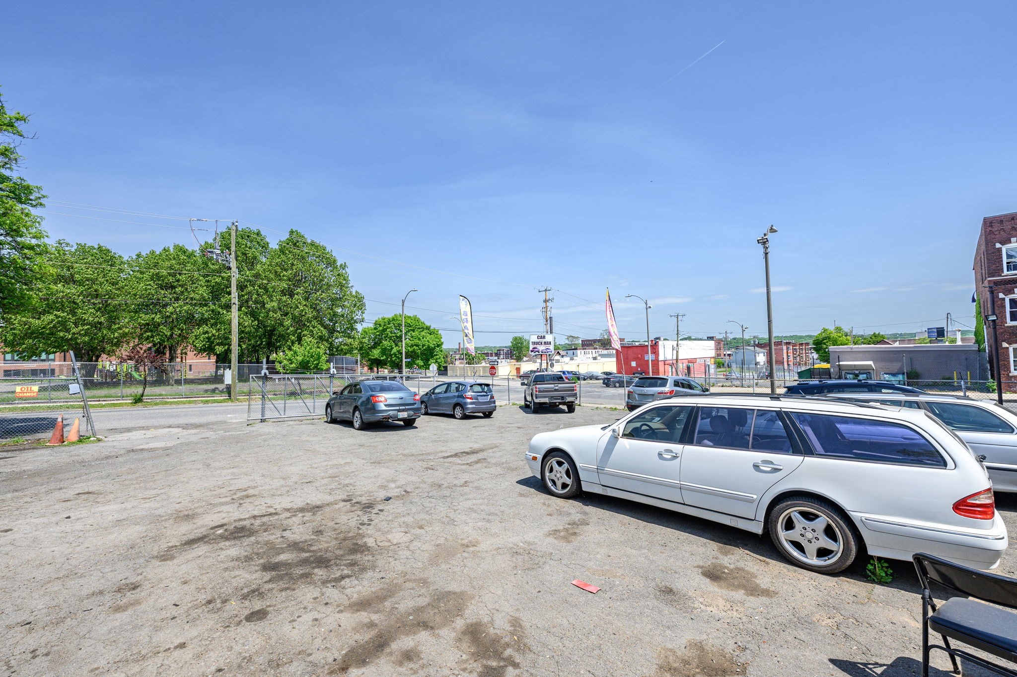 main property photo 5