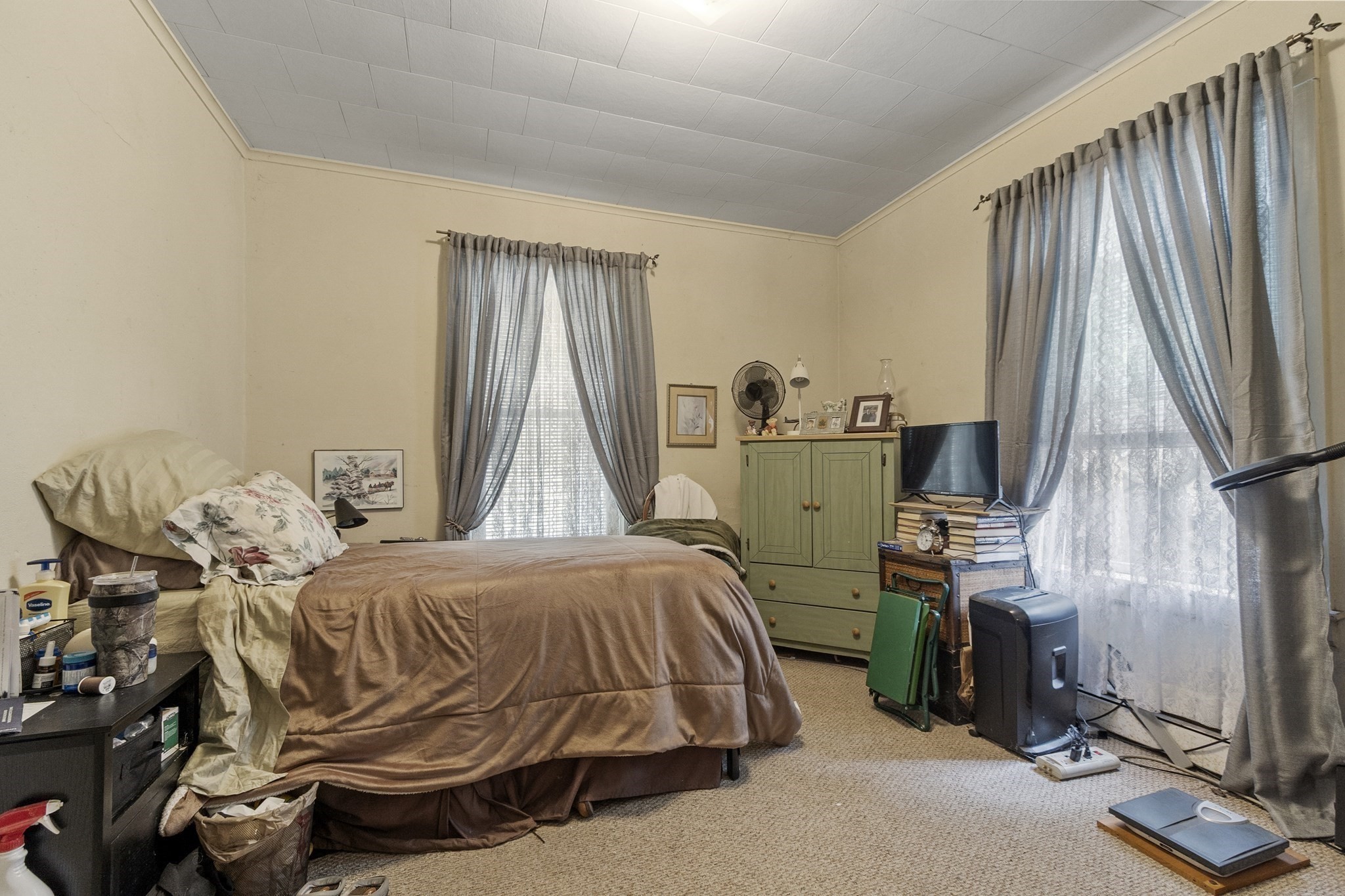 main property photo 10