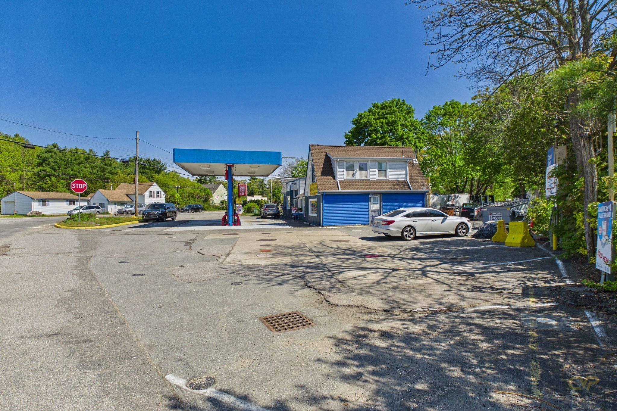 main property photo 13