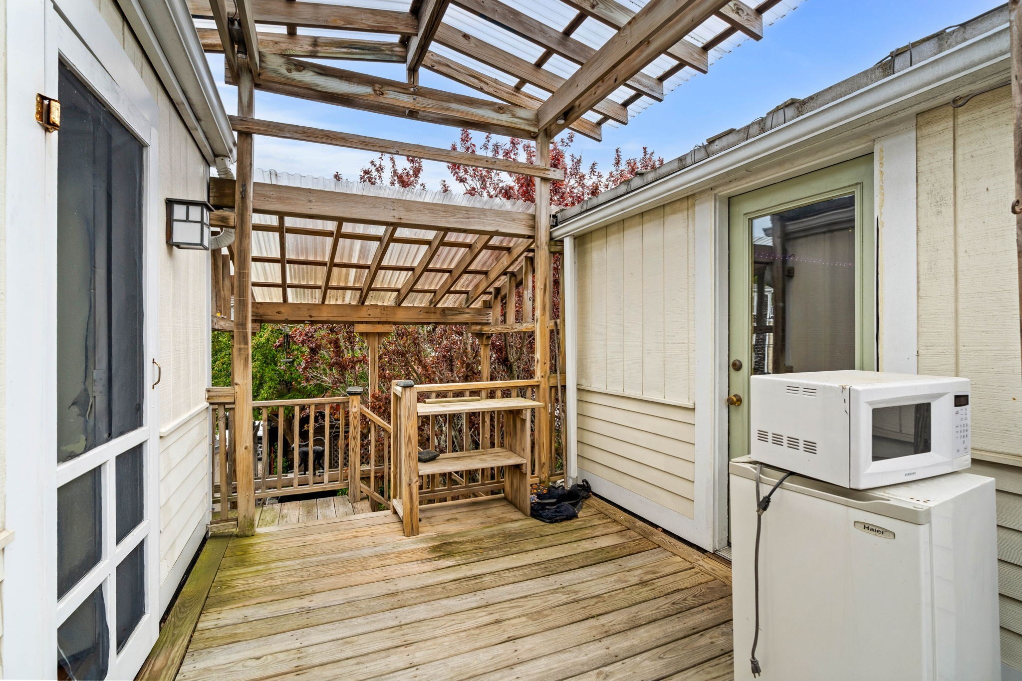 main property photo 19