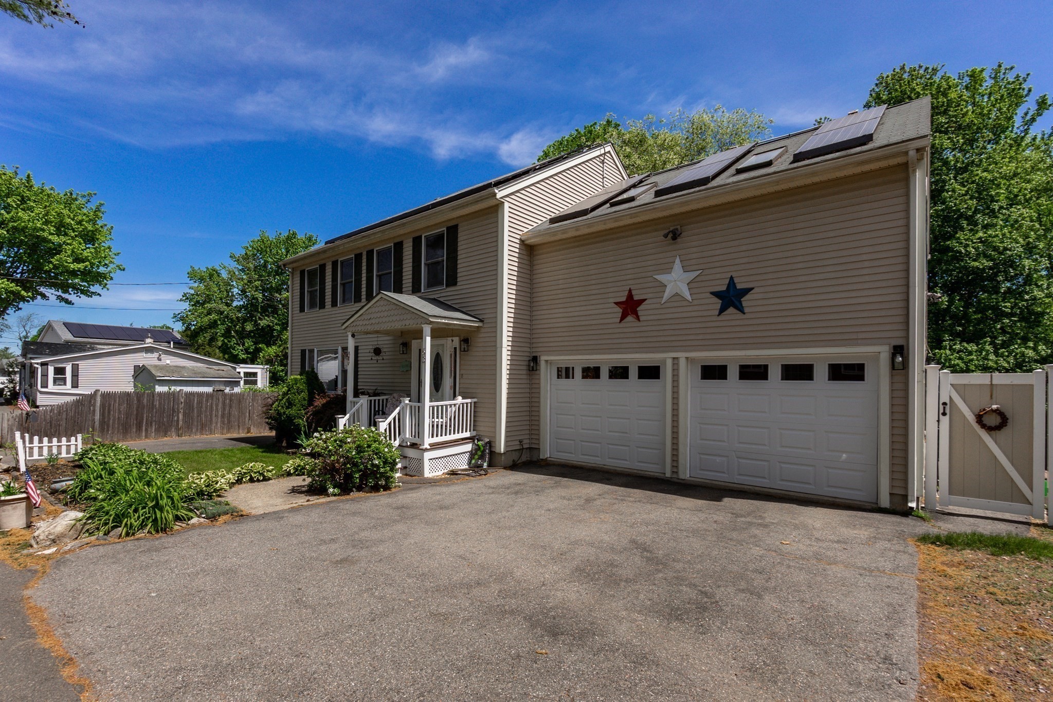 main property photo 37
