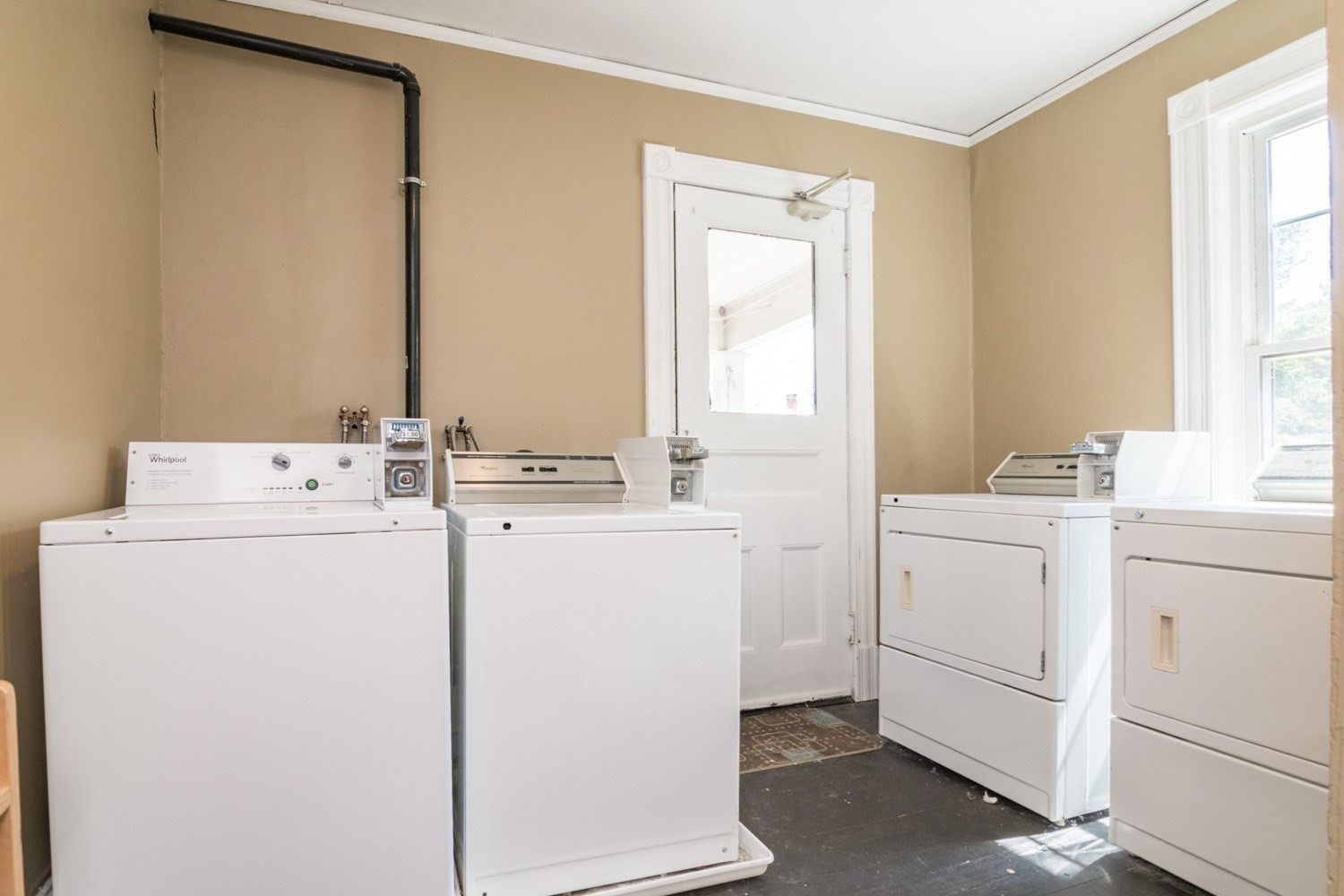 main property photo 15
