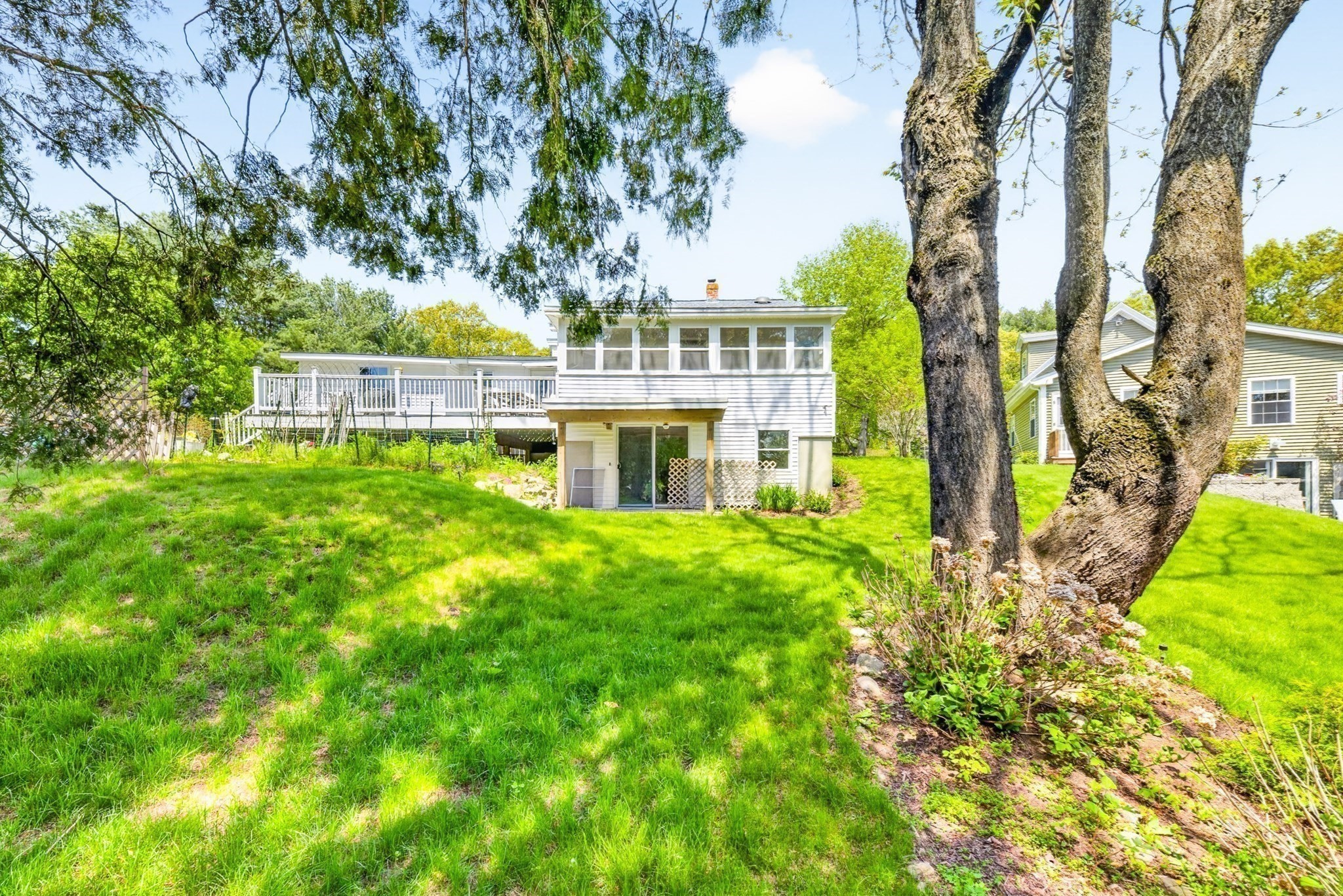 main property photo 39