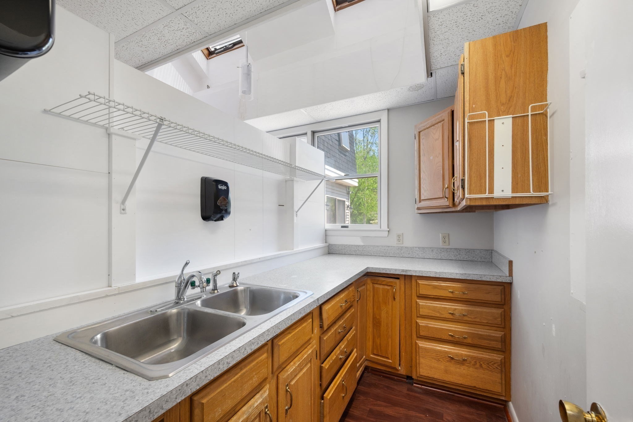 main property photo 14