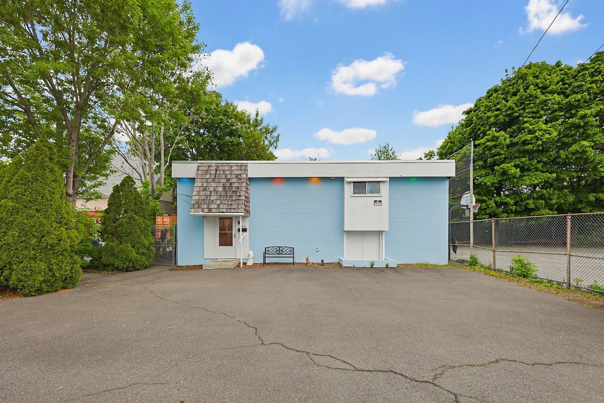 main property photo 27