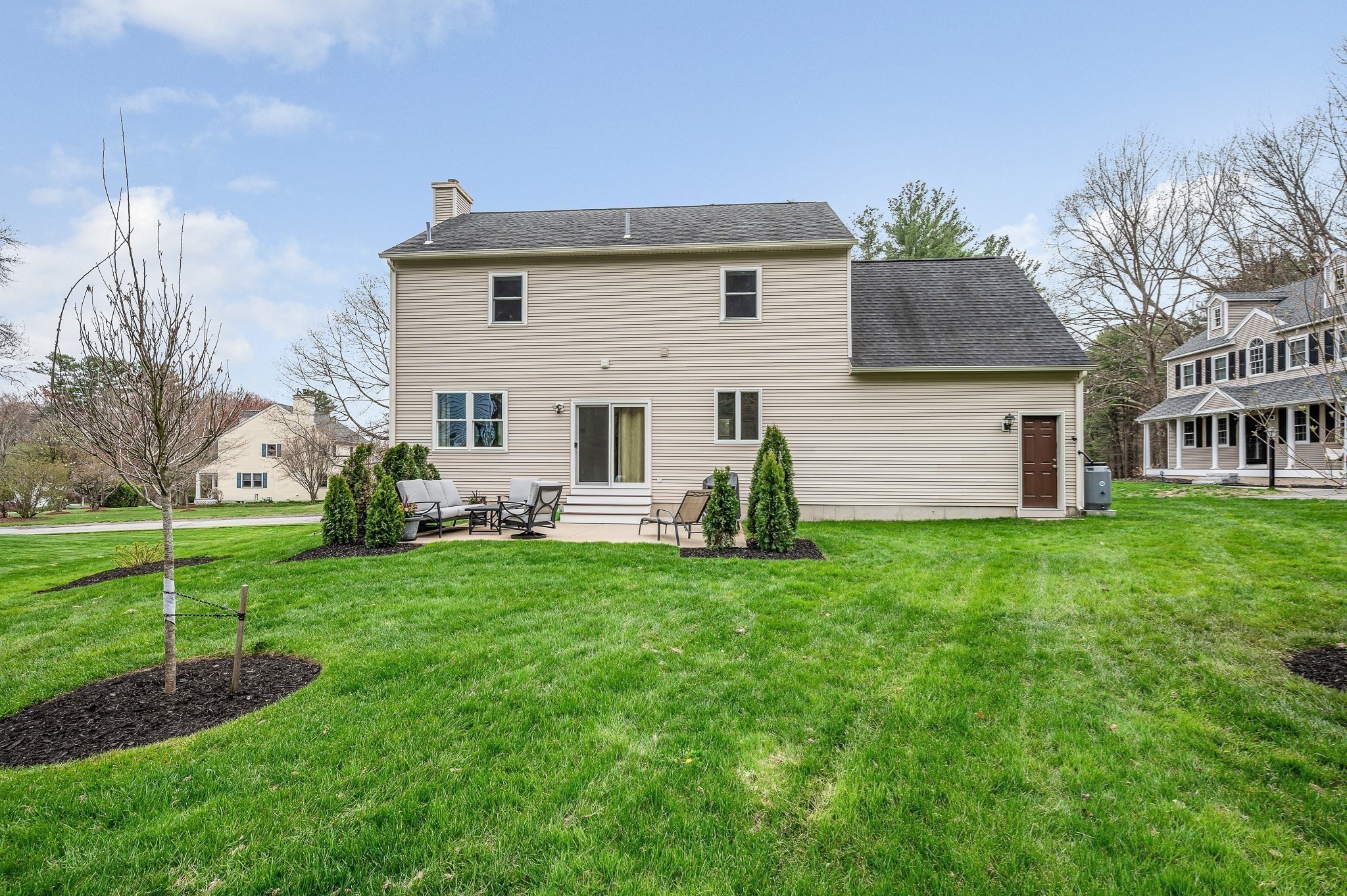main property photo 31