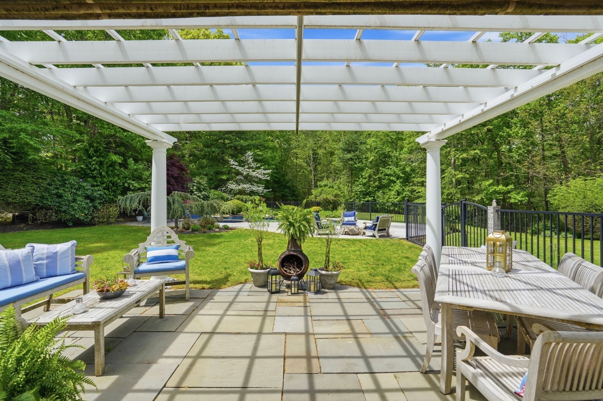main property photo 31