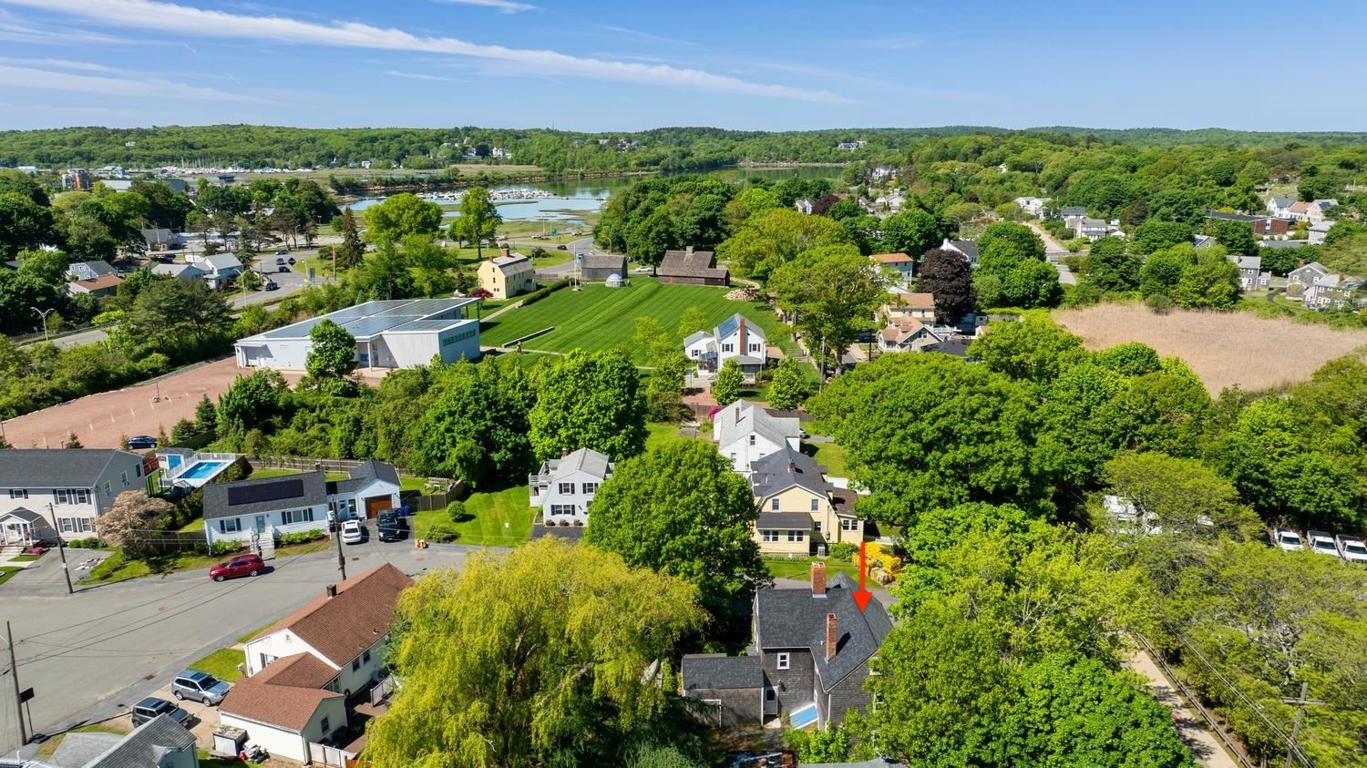 main property photo 34