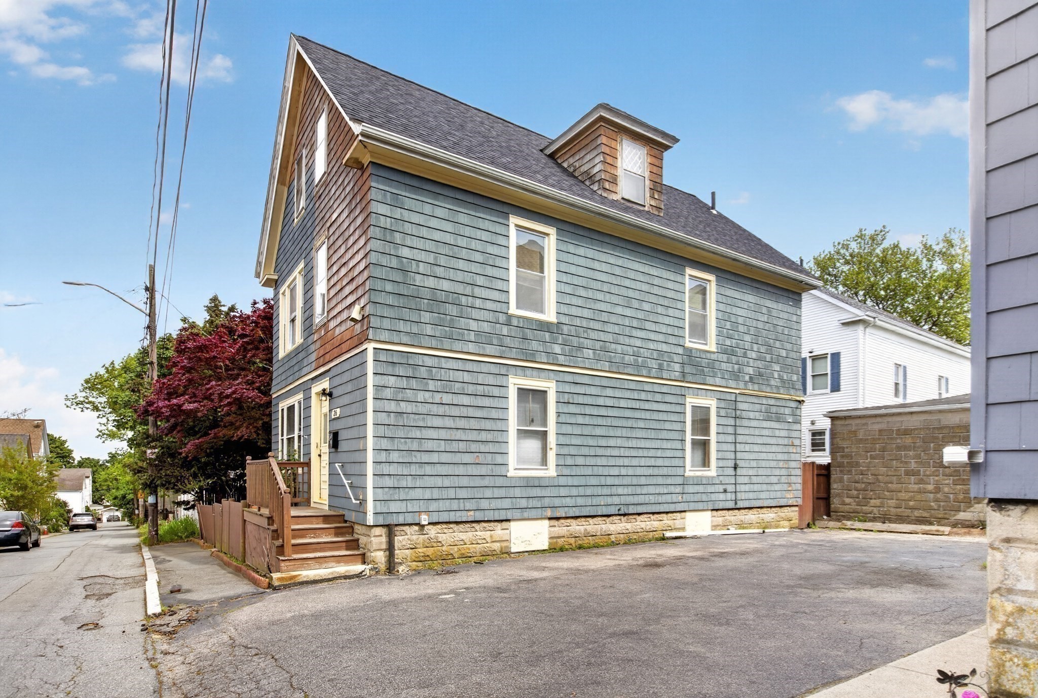 main property photo 41