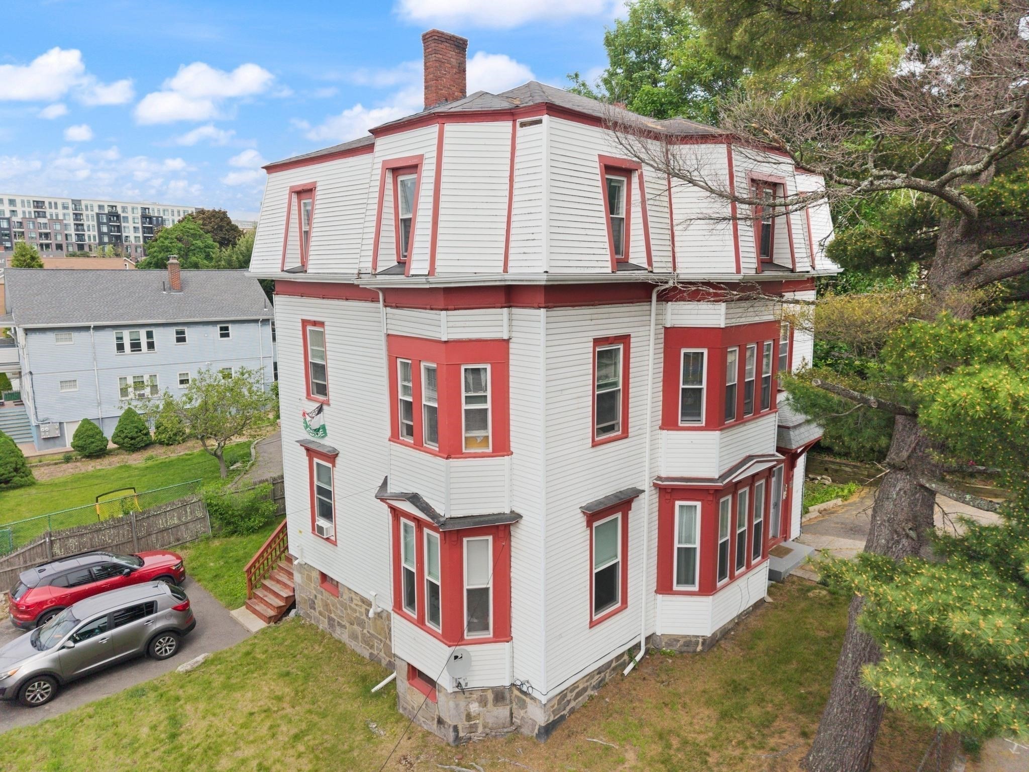 main property photo 27