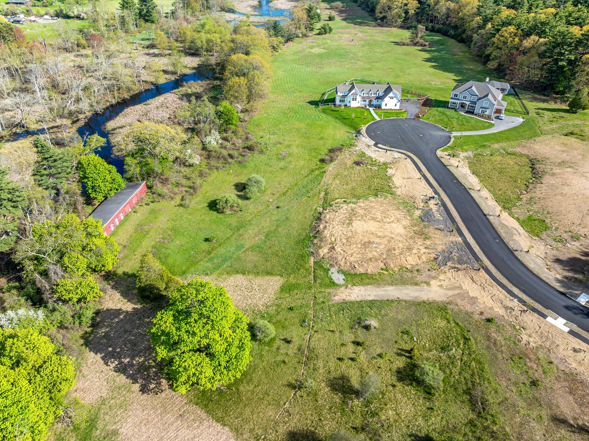 main property photo 4