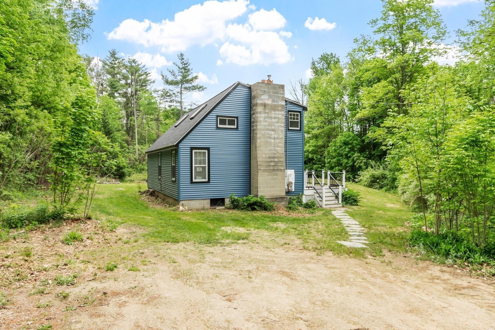 main property photo 34