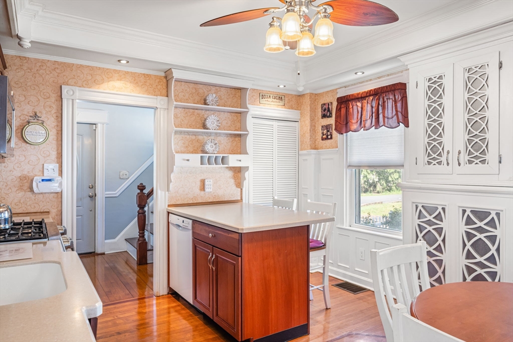 property viewer photo 11