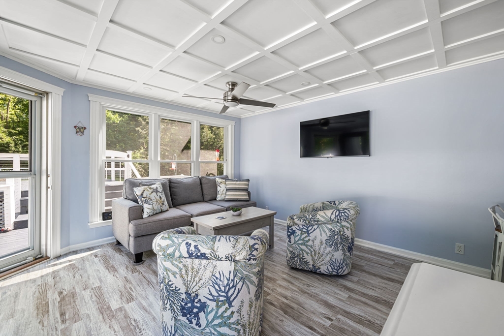 property viewer photo 16