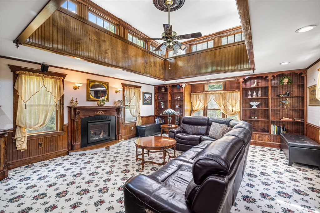 property viewer photo 18