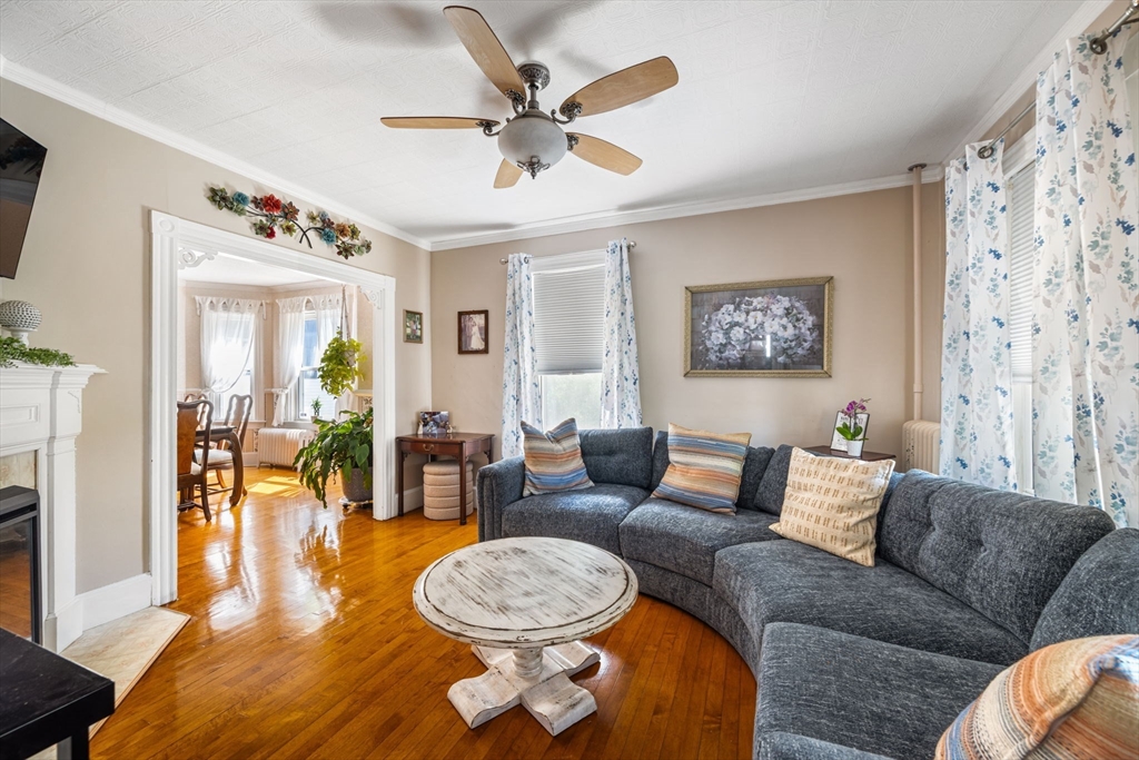 property viewer photo 5