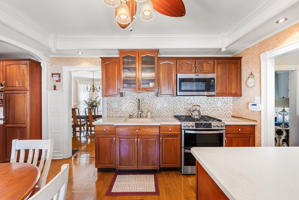property viewer photo 9