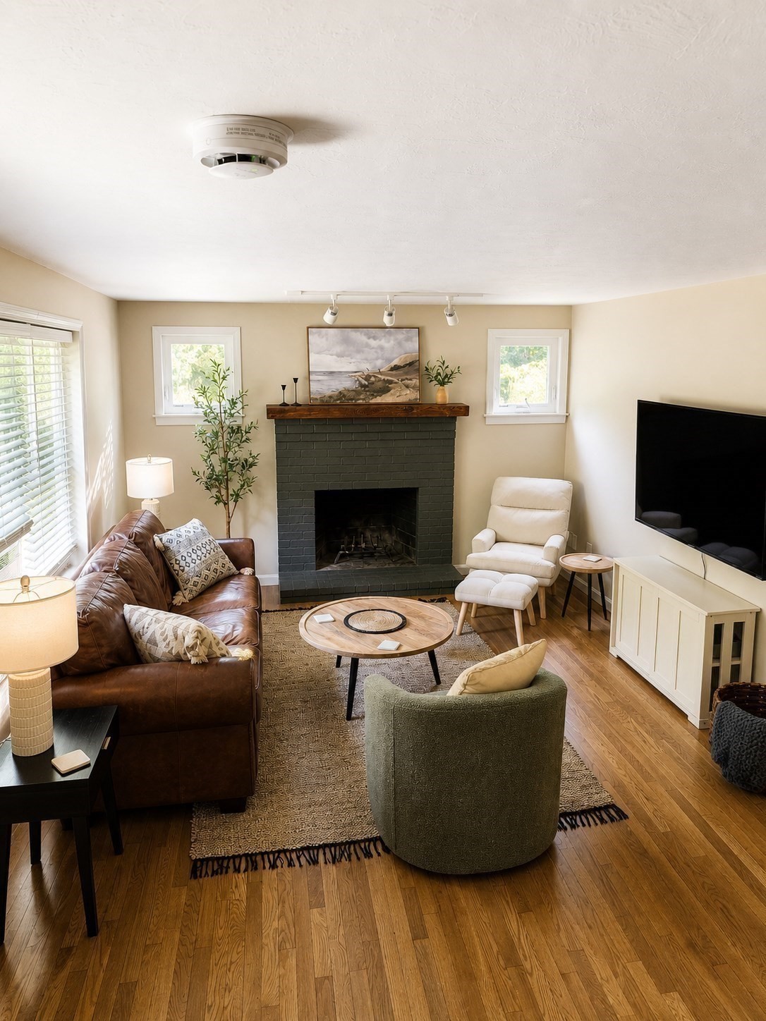 main property photo 6