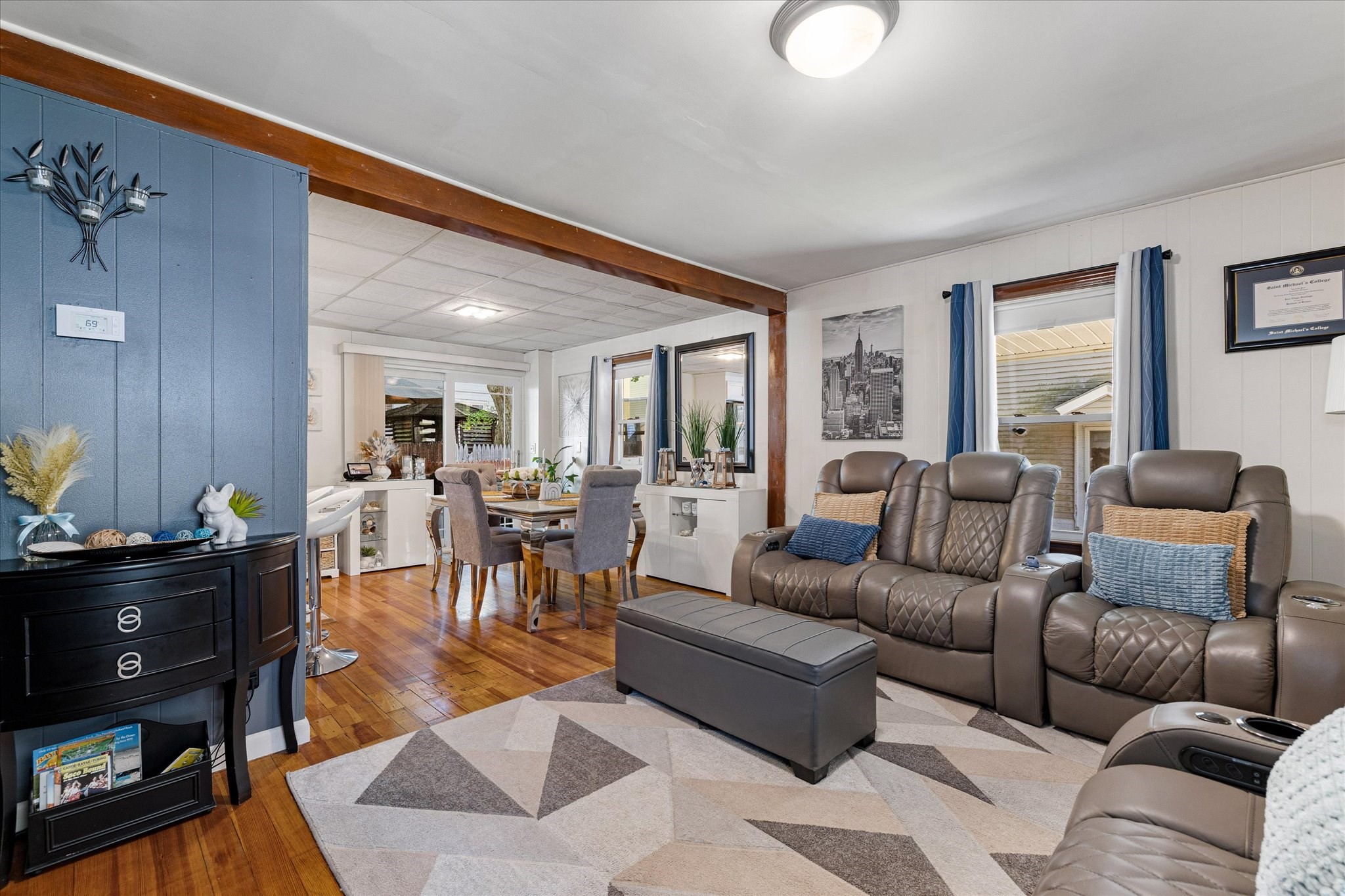 main property photo 8