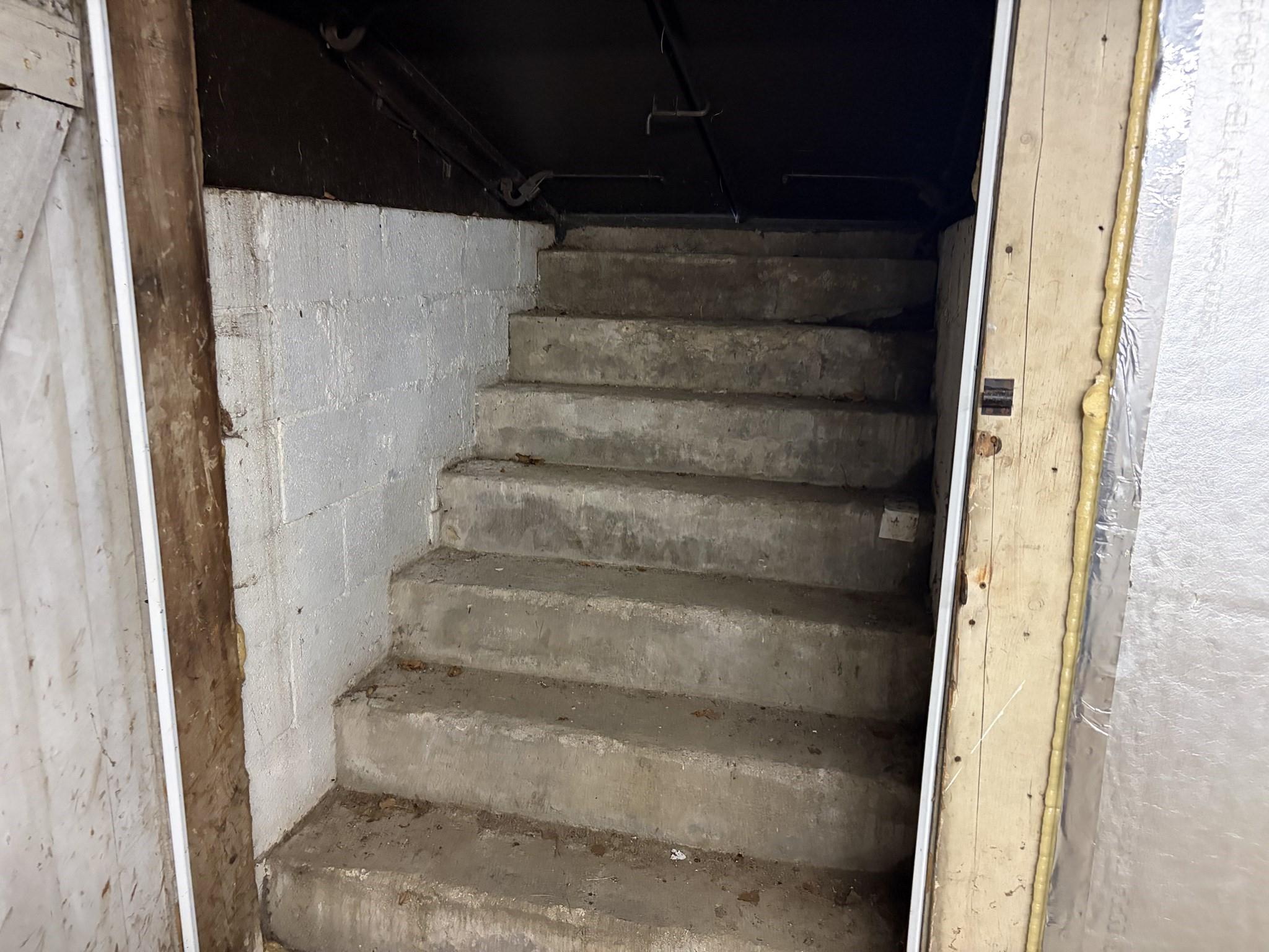 main property photo 24
