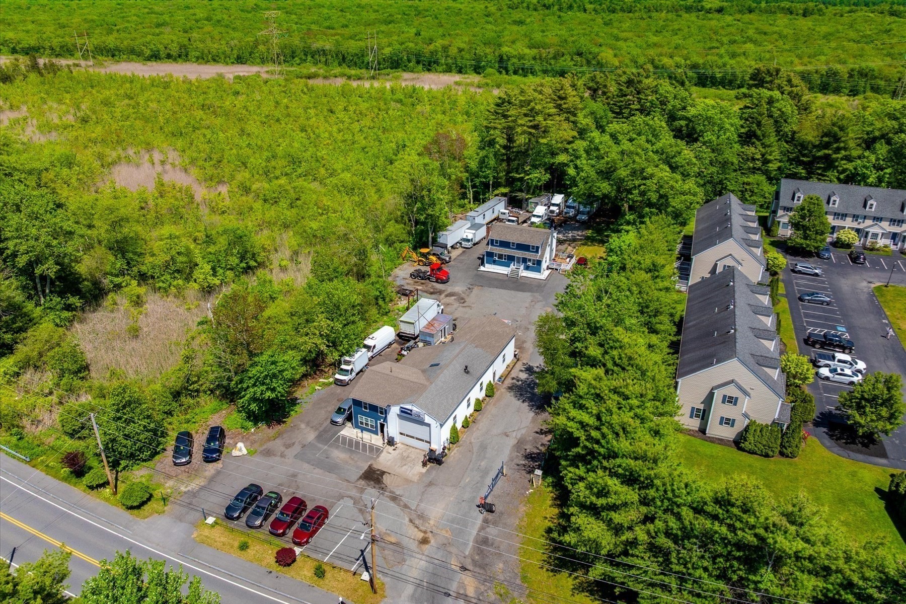 main property photo 32