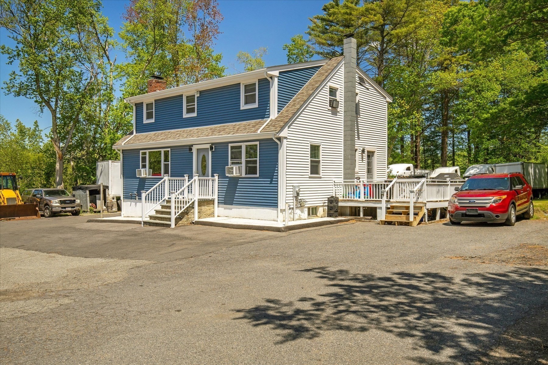 main property photo 7
