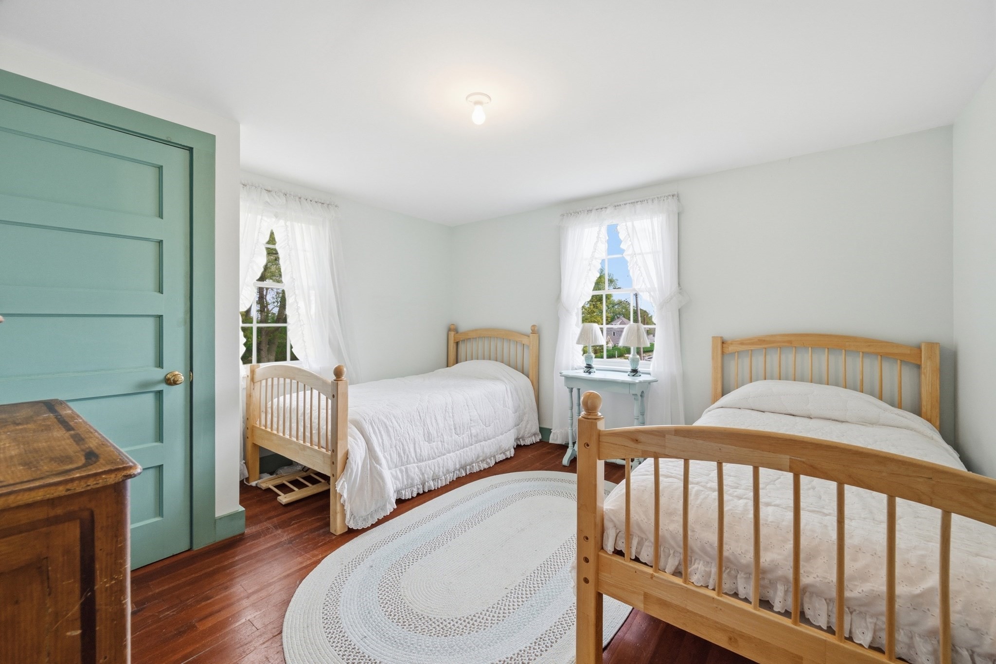 main property photo 28
