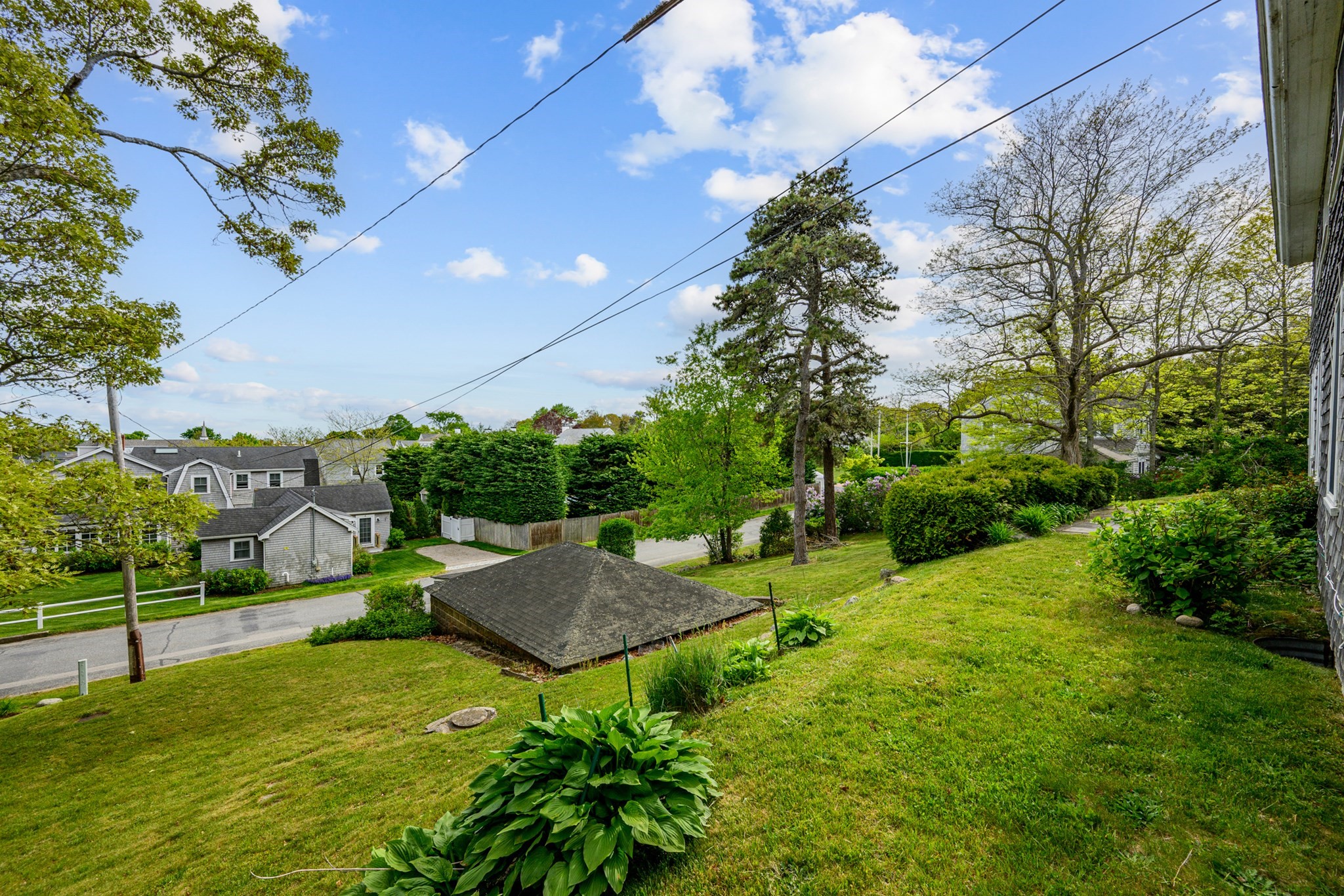 main property photo 33