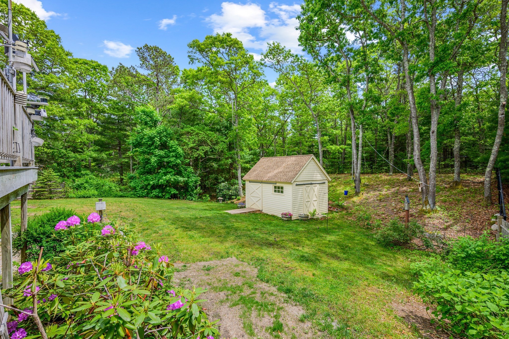 main property photo 28