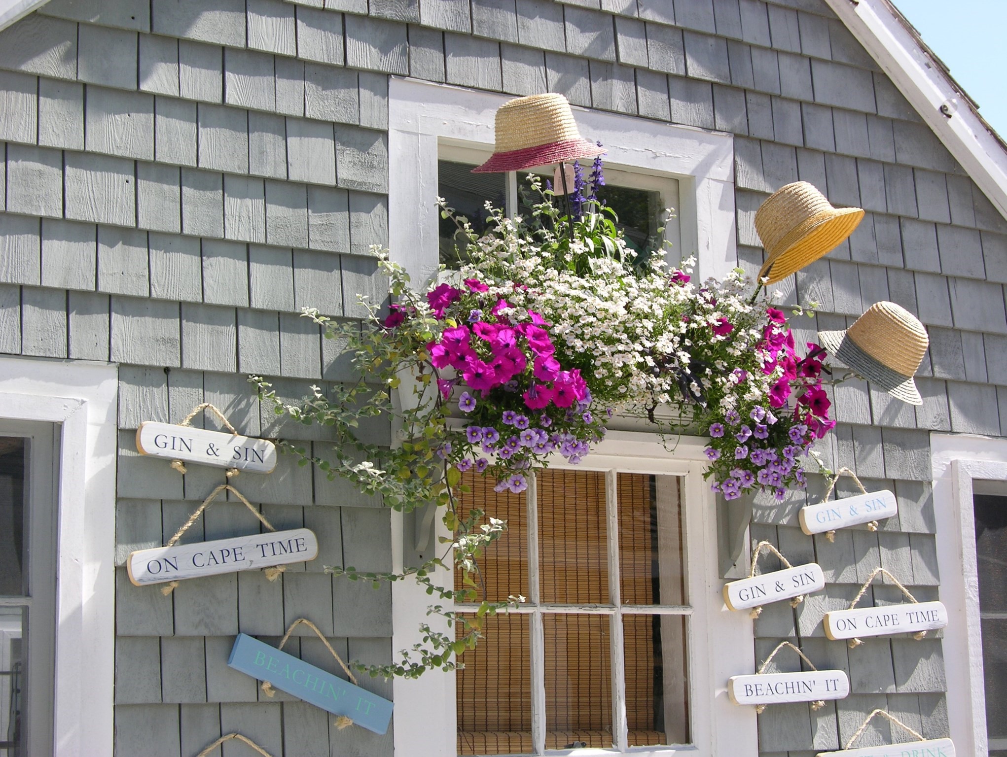 main property photo 30