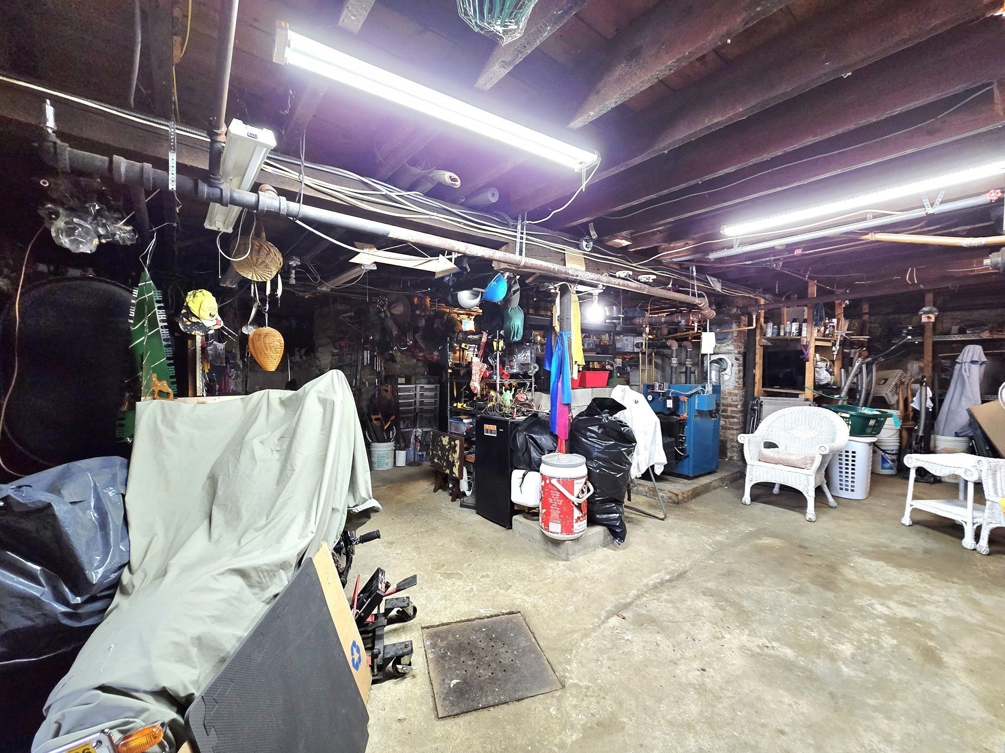 main property photo 35