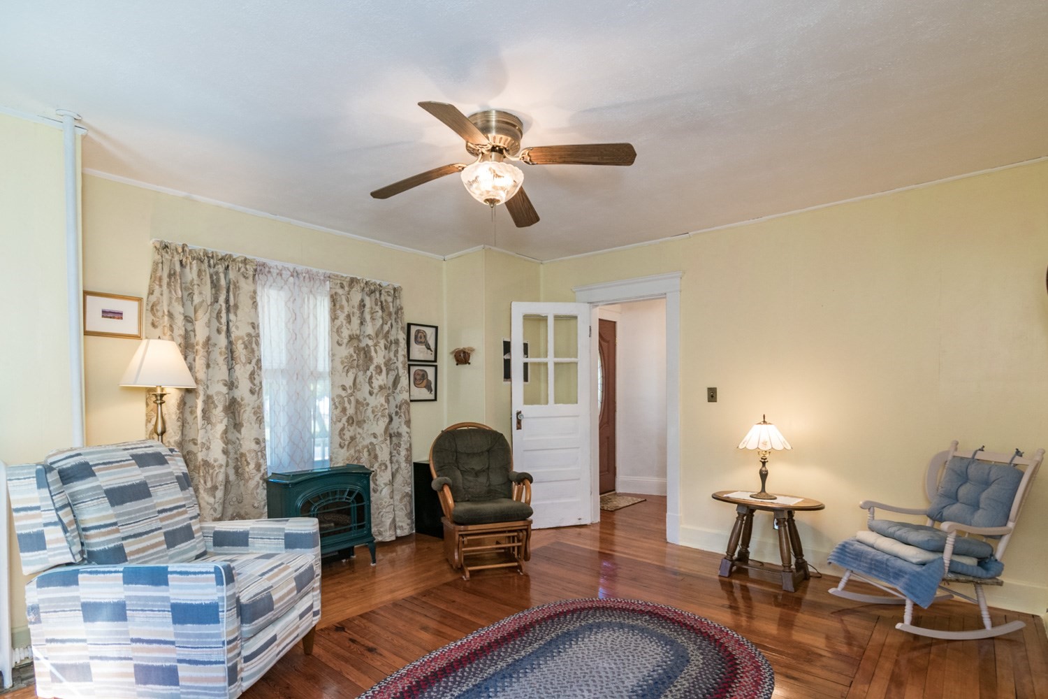 main property photo 3