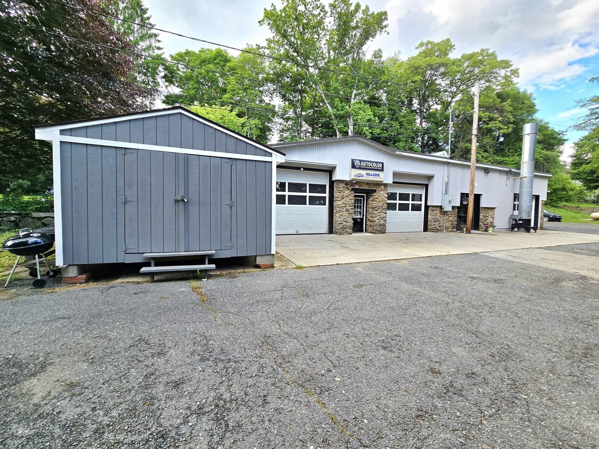 main property photo 4