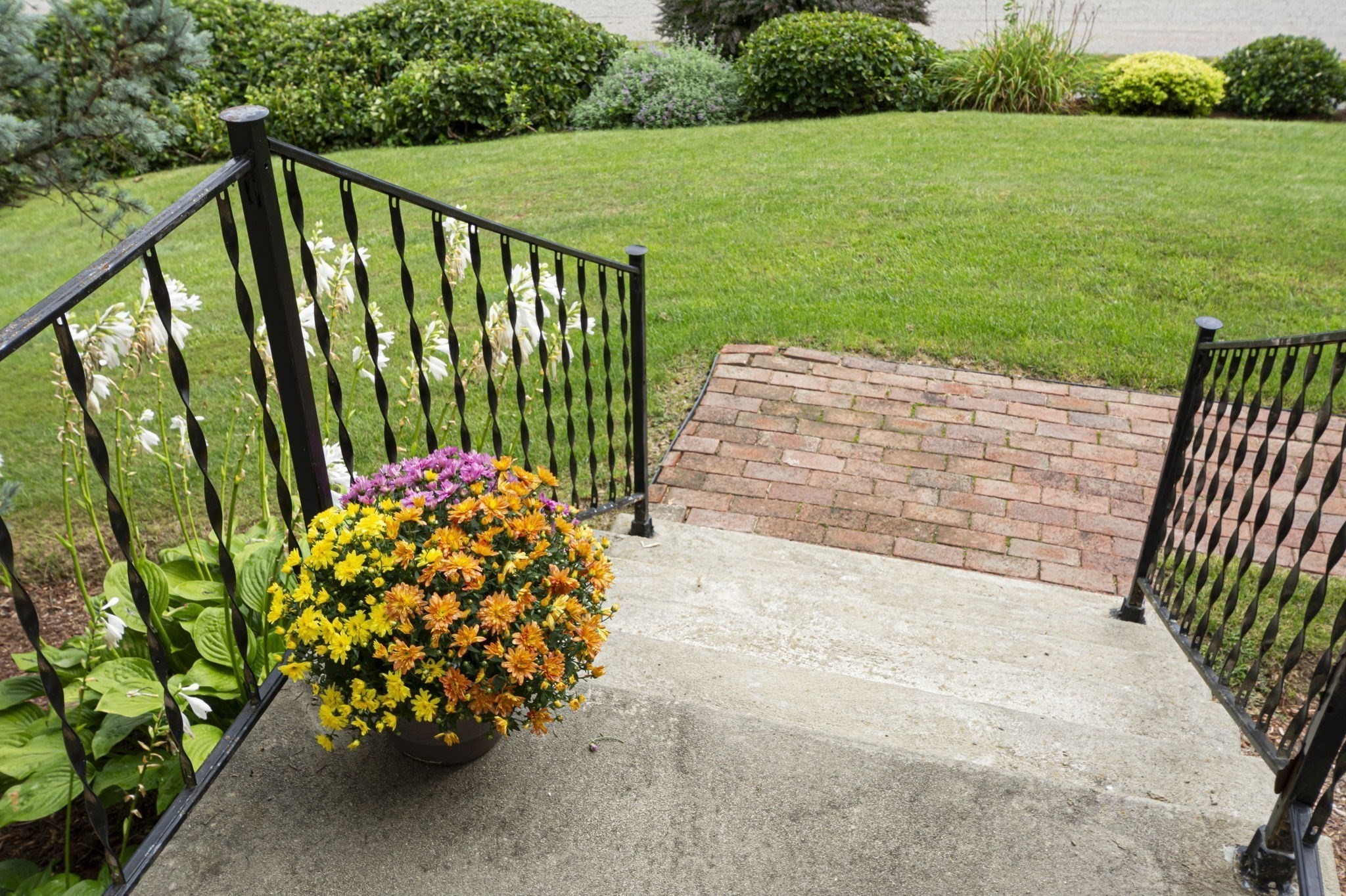 main property photo 4
