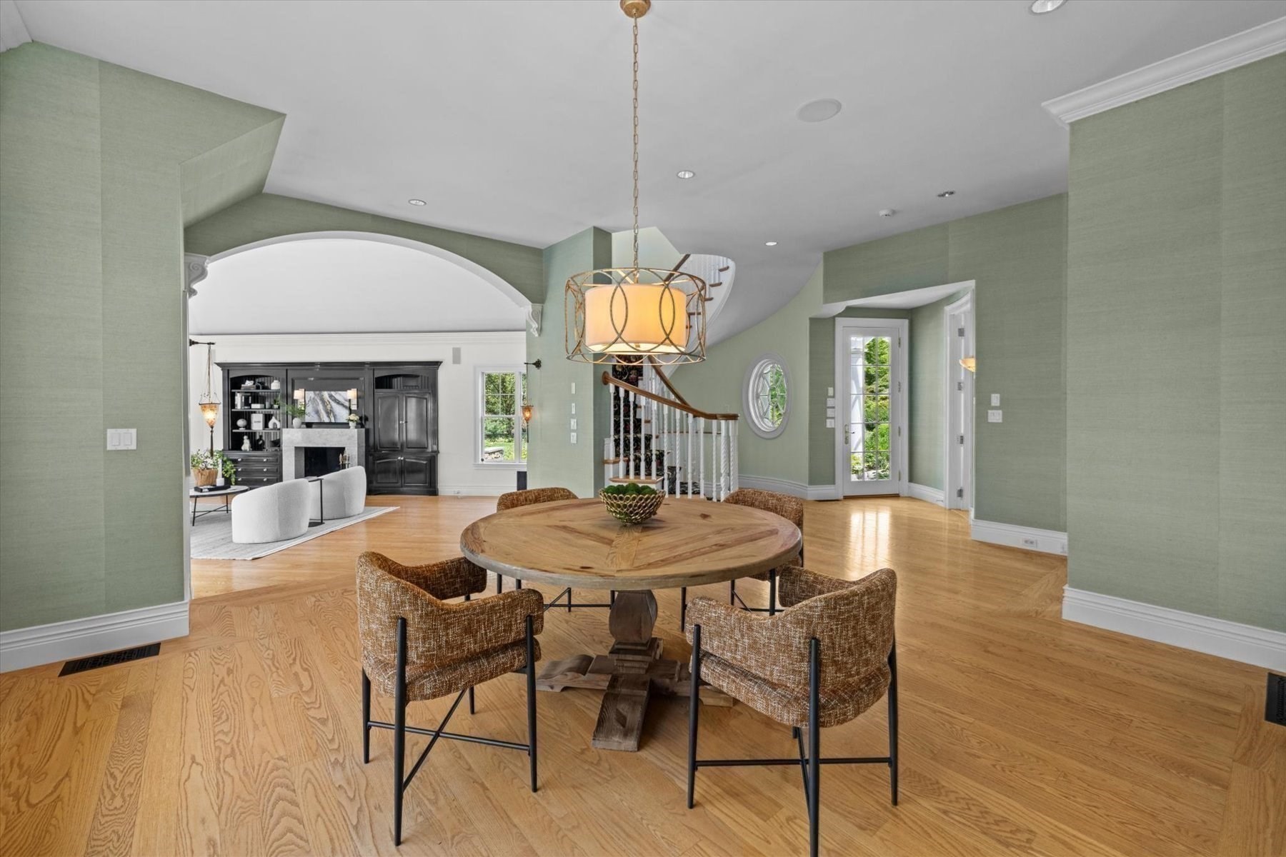 main property photo 19