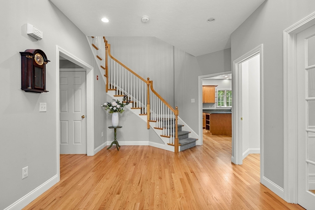 property viewer photo 1