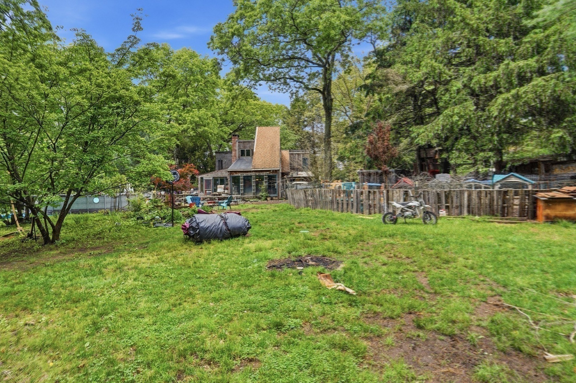 main property photo 30