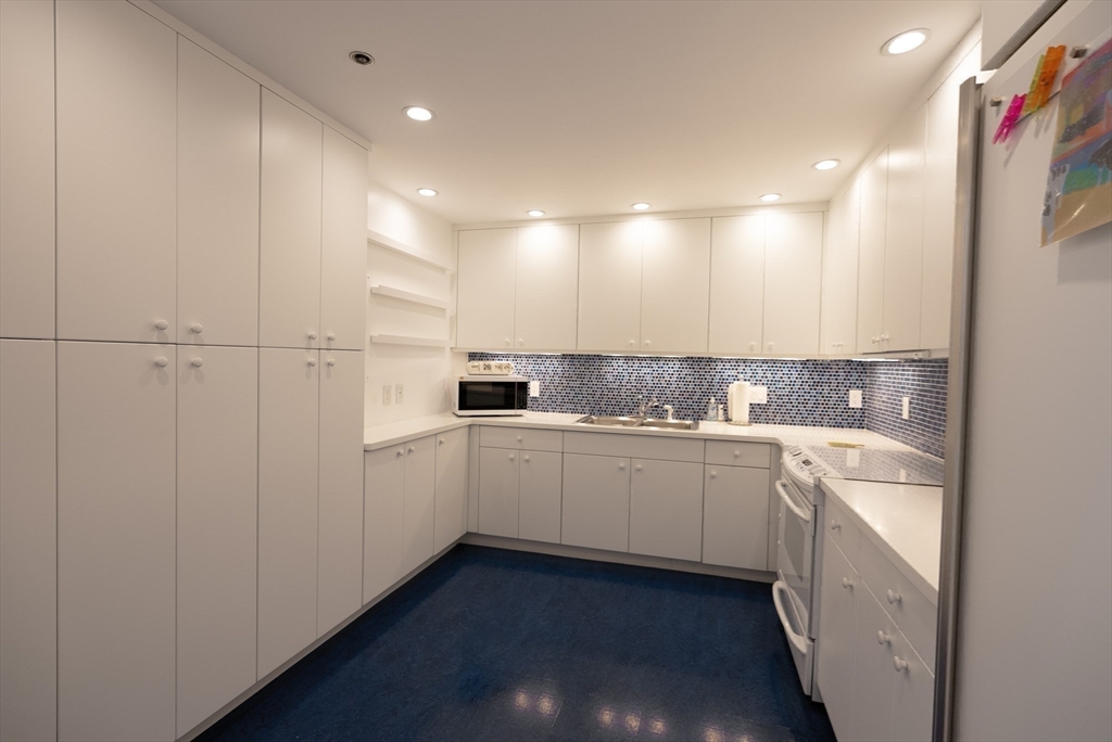 property viewer photo 18