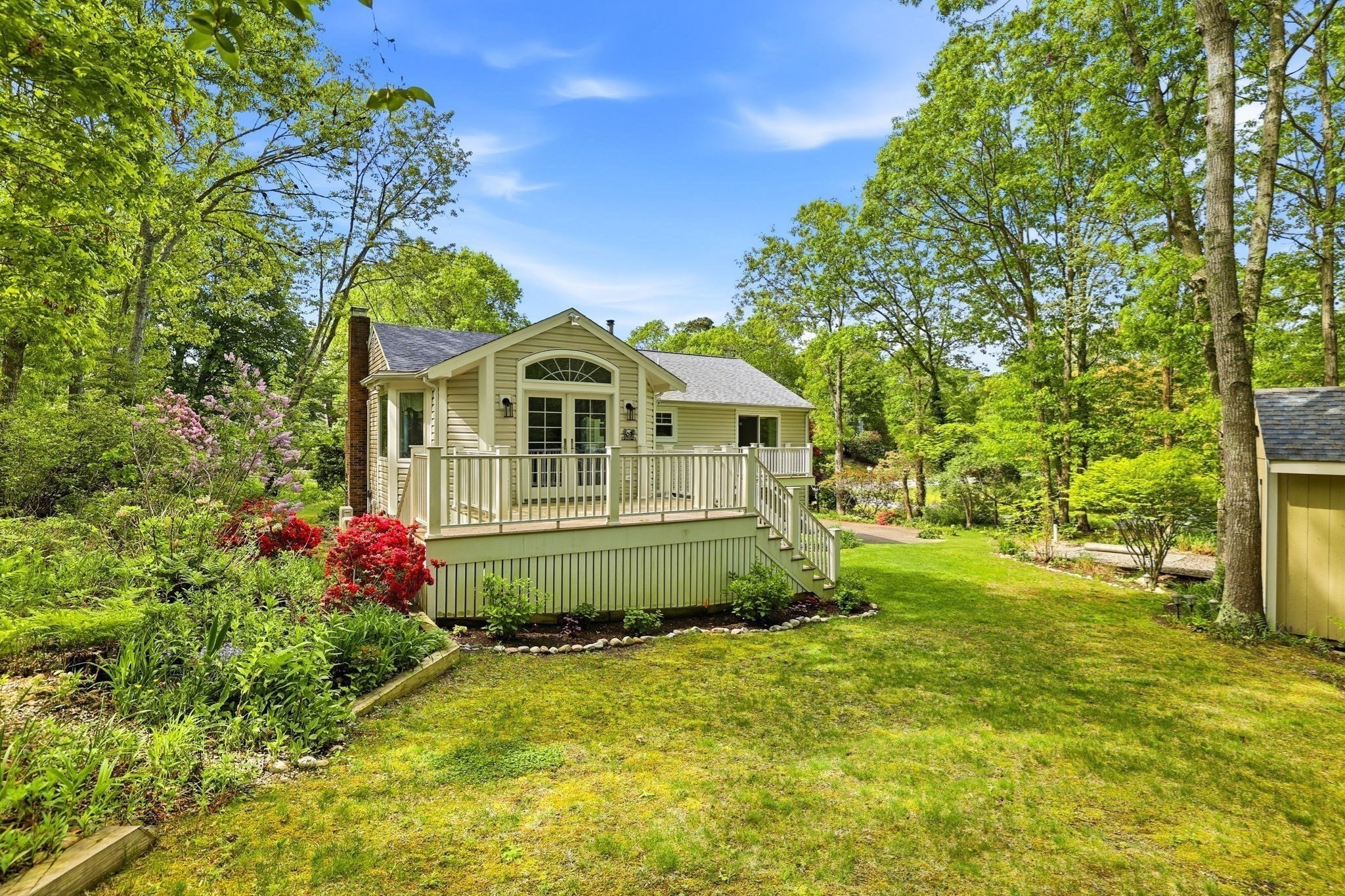 main property photo 27
