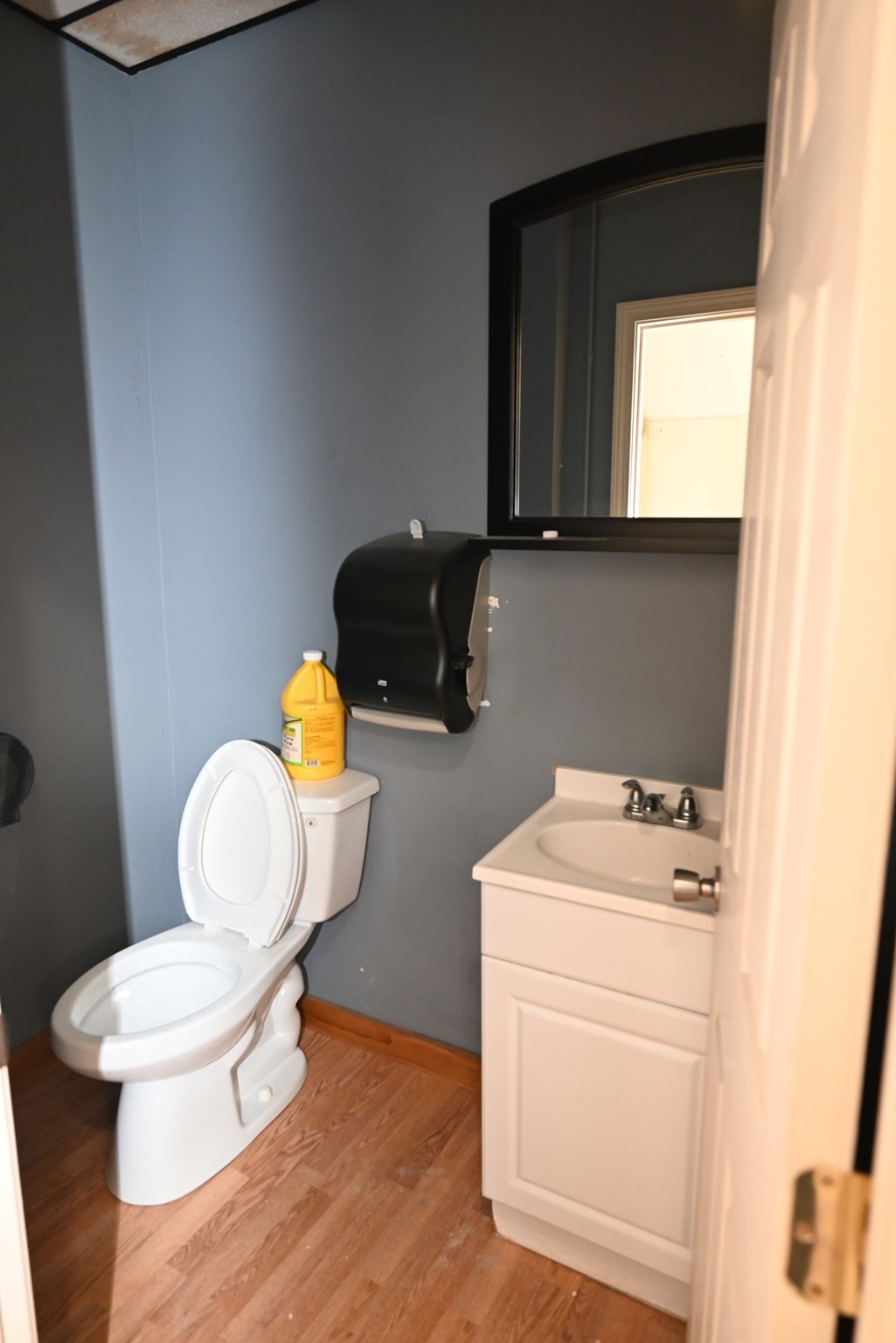 main property photo 7